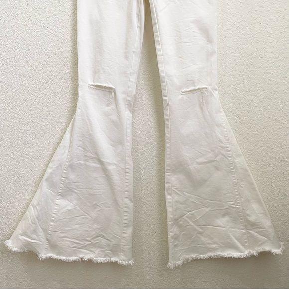 NEWBURY KUSTOM White Denim Raw Hem High Rise Wide Leg Flare Pull On Jeans Size L - Picture 10 of 13